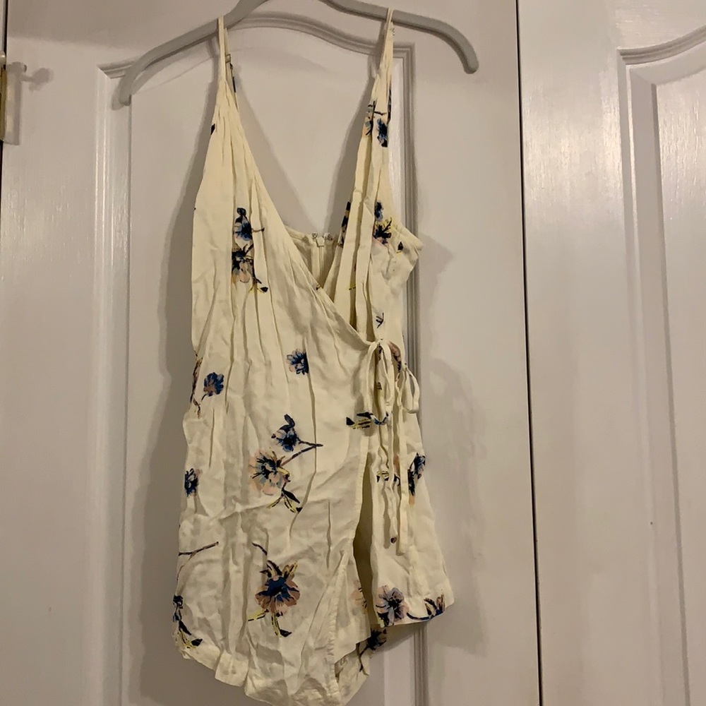 American threads size small wrap romper large